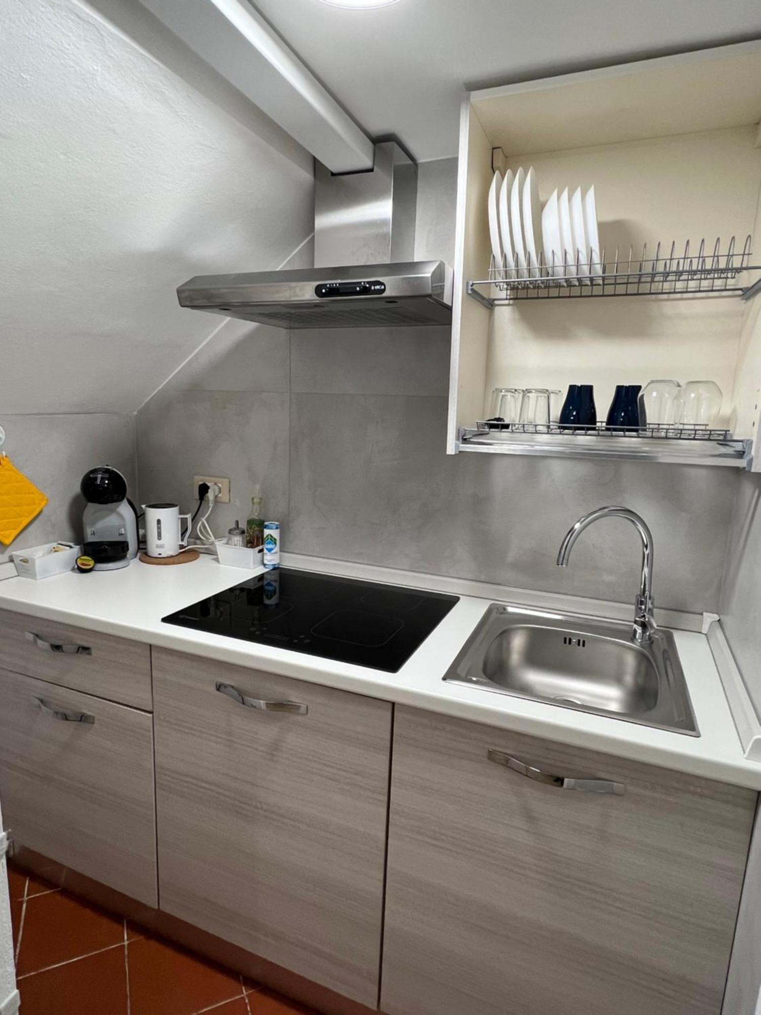 Al 106 Apartment Free Wi-Fi 5 Min Dalla Stazione Prato  Buitenkant foto