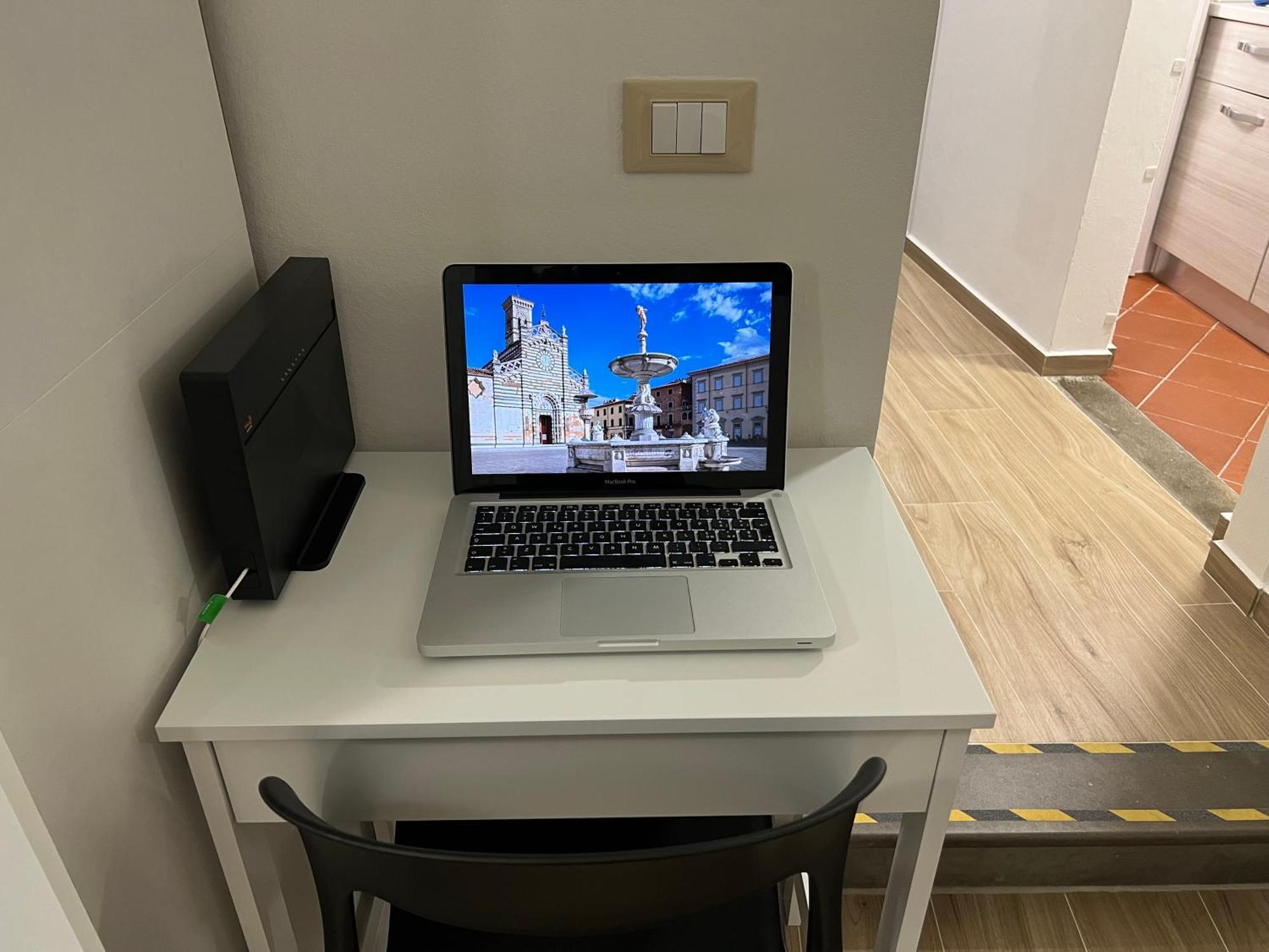 Al 106 Apartment Free Wi-Fi 5 Min Dalla Stazione Prato  Buitenkant foto